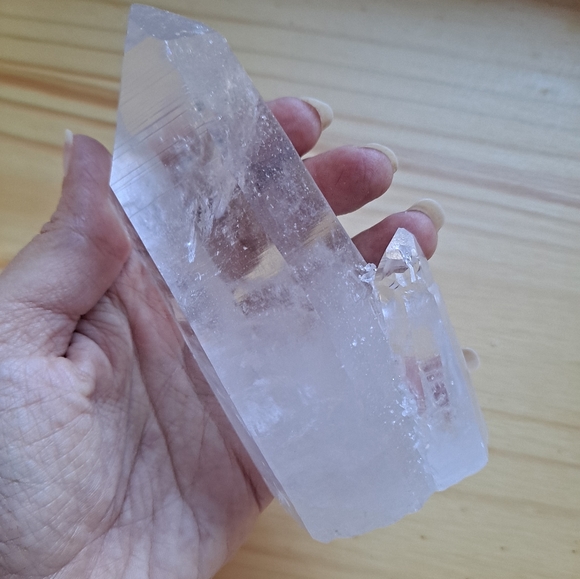 Large Quartz Crystal Point with Trigger Crystal Growths - Picture 4 of 9